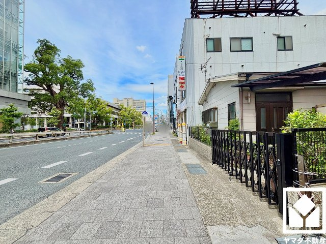 西宮市六湛寺町の前面道路含む現地写真