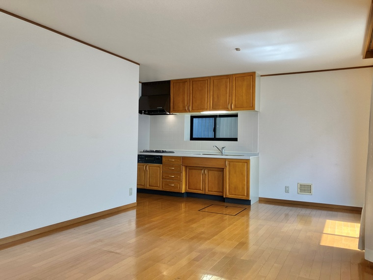 柏戸建の居間・リビング