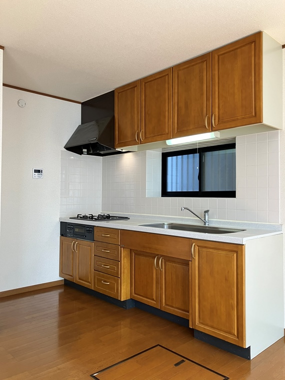 柏戸建のキッチン