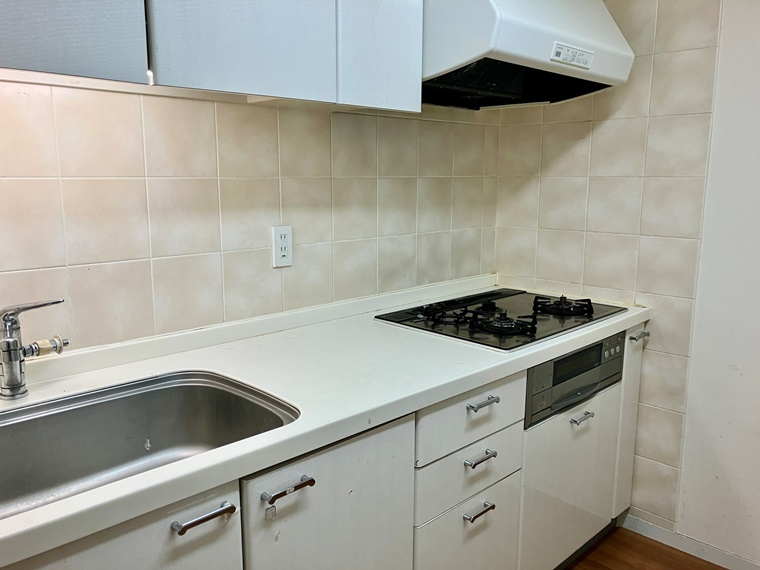 東新宿レジデンシャルタワーのキッチン