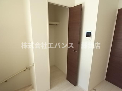 【その他】 | ルミエール・エタンセルｓｉｘ | クローゼットもございます。