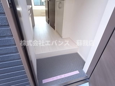 【玄関】 | ルミエール・エタンセルｓｉｘ | 明るい玄関です