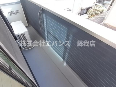 【バルコニー】 | ルミエール・エタンセルｓｉｘ | 外からの目が気にならないバルコニーで洗濯物が干せます