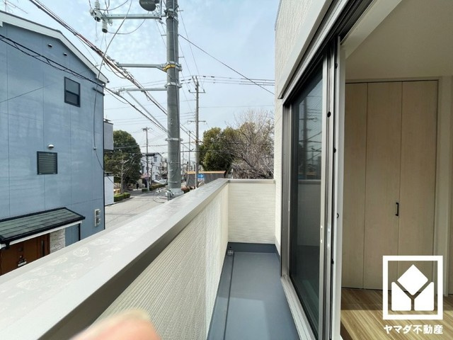 尼崎市金楽寺　1号地のバルコニー|南向きバルコニーで陽当たり、風通し良好。たっぷりの洗濯物も気持ちよく乾きます。