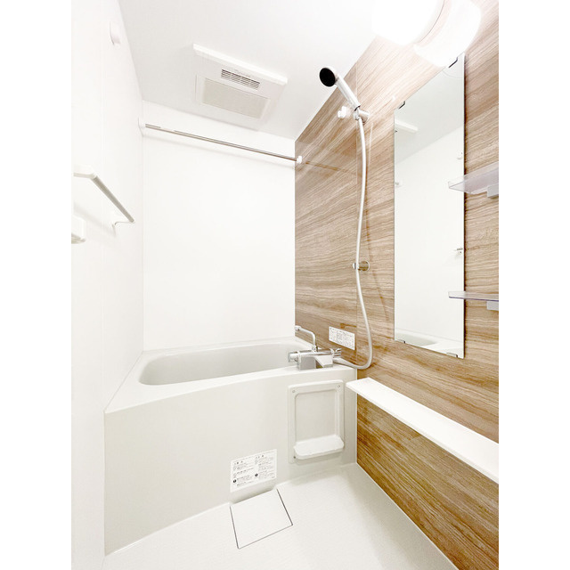 ラシクラス王子の内装