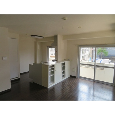 【居間・リビング】 | いずみマンション