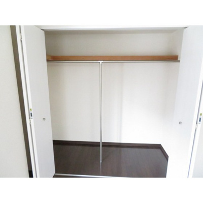 【収納】 | いずみマンション | 洋室4.5帖収納