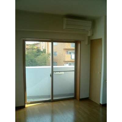 【居間・リビング】 | ルビナス・ウエストパレス | 居室