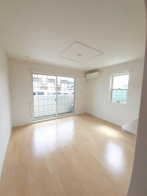 グラドゥアーレＢの居間・リビング