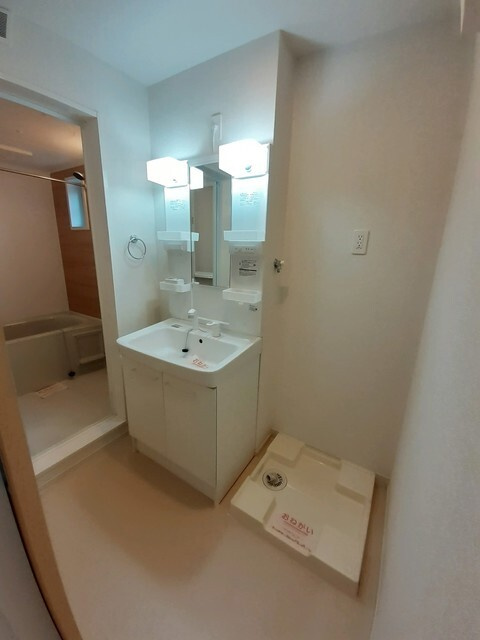 グラドゥアーレＢの洗面所