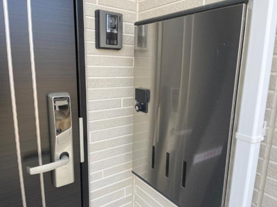 【玄関】 | オルフェーブル（Ｏｒｆｅｖｒｅ） | 個別宅配ボックス