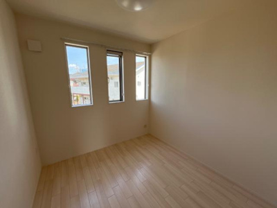 【内装】 | オルフェーブル（Ｏｒｆｅｖｒｅ） | 洋室