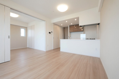 【内装】 | アークマーク王子