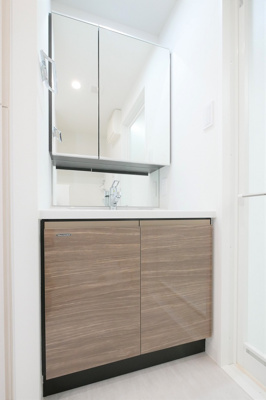 【内装】 | アークマーク王子