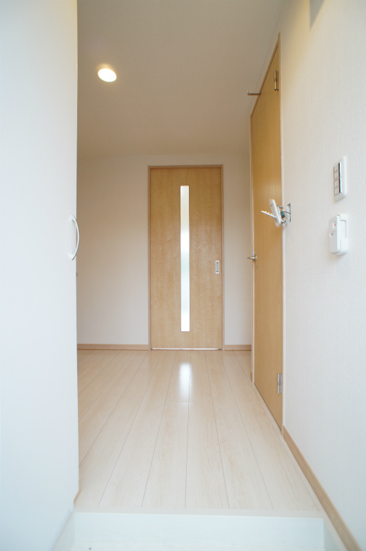 リブリ・西横浜の玄関