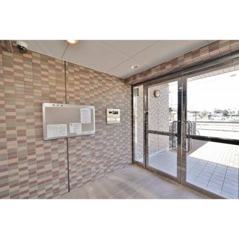 メゾンｄｅウノのエントランス|お問い合わせは美濃善不動産駅前店へ！