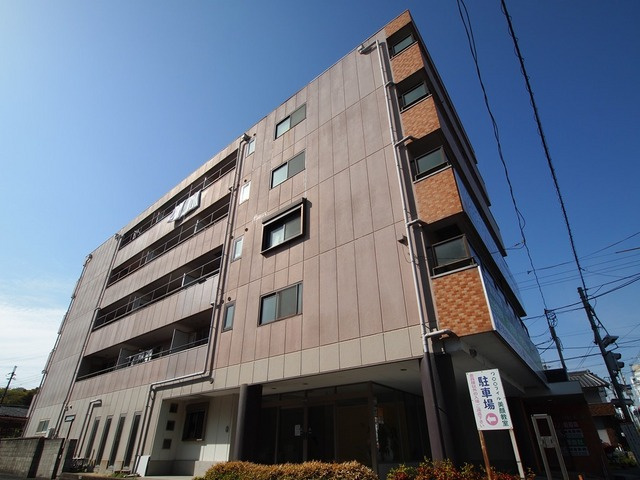 リヴェール王寺の外観