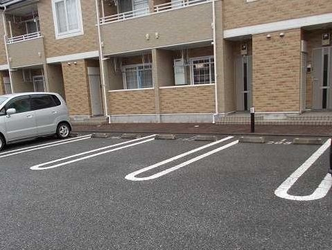 ベルクⅠの駐車場|駐車場完備です