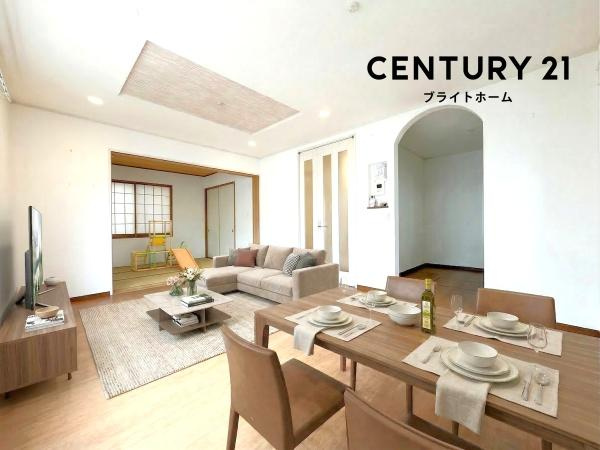横浜市保土ケ谷区上菅田町の中古一戸建の居間・リビング|自慢したくなるリビング！
形も良く家具の配置にも困りません。
※家具等はＣＧでの参考レイアウトです。