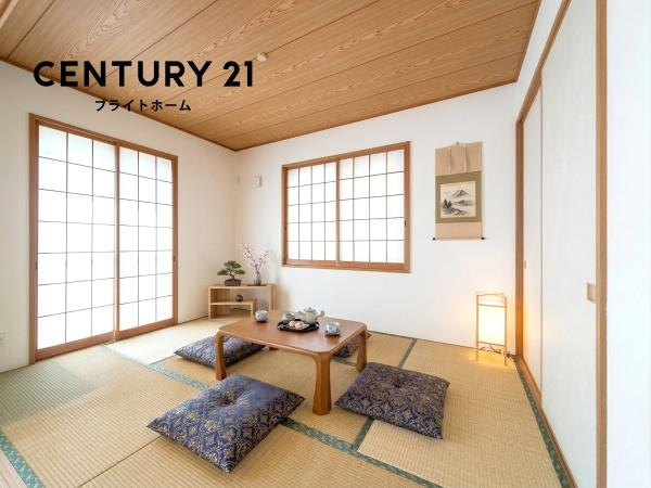 横浜市保土ケ谷区上菅田町の中古一戸建の和室|押し入れ収納も豊富！
お客さんが来た時には客室としても利用できます♪
※家具はCGでの参考レイアウトです。