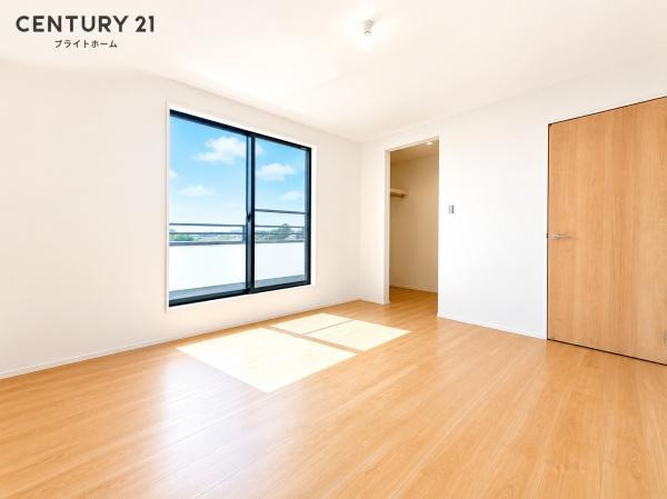 横浜市瀬谷区阿久和東３丁目の新築一戸建の洋室|落ち着きのある洋室です！
休日はこちらでおくつろぎ下さい♪