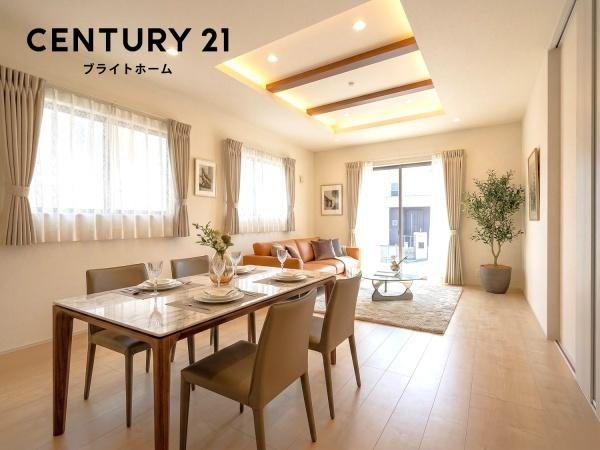横浜市瀬谷区東野台の新築一戸建の居間・リビング|窓からは明るい光が差し込みます！
電気をつけなくても明るいです。
※家具等はＣＧでの参考レイアウトです。