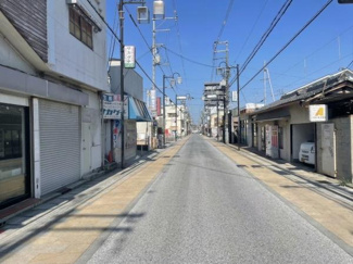【前面道路含む現地写真】