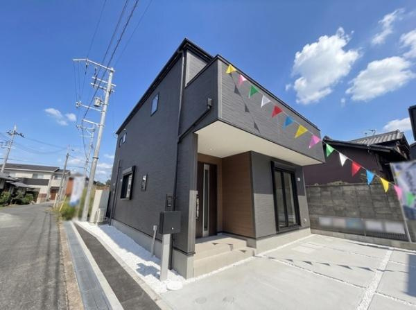 リーブルガーデン柳本町 １号棟 ／新築一戸建