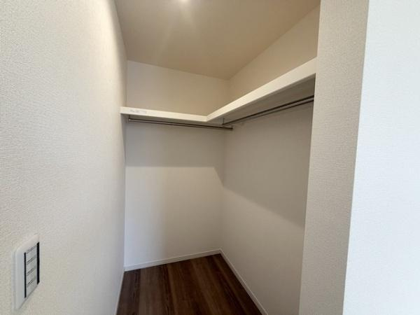 リーブルガーデン柳本町 １号棟 ／新築一戸建の収納|■収納スペース充実ですっきりと片付きます！