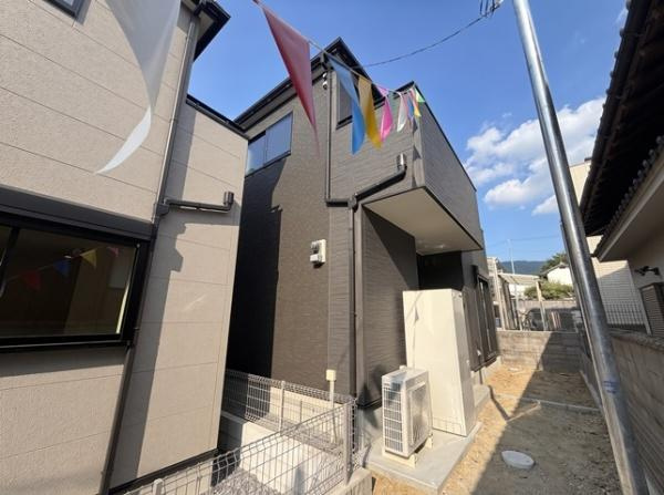 リーブルガーデン柳本町 ３号棟 ／新築一戸建