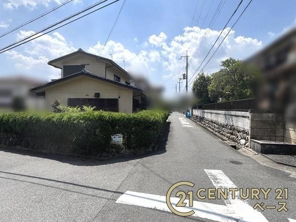 生駒郡斑鳩町龍田北１丁目　建築条件なし土地の前面道路含む現地写真|■現地撮影写真■落ち着いた雰囲気の閑静な住宅地内です！