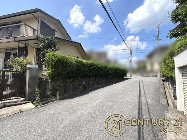 生駒郡斑鳩町龍田北１丁目　建築条件なし土地の前面道路含む現地写真|■現地撮影写真■