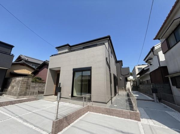 リーブルガーデン柳本町 ２号棟 ／新築一戸建