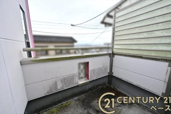 柏原市平野２丁目　一戸建のバルコニー