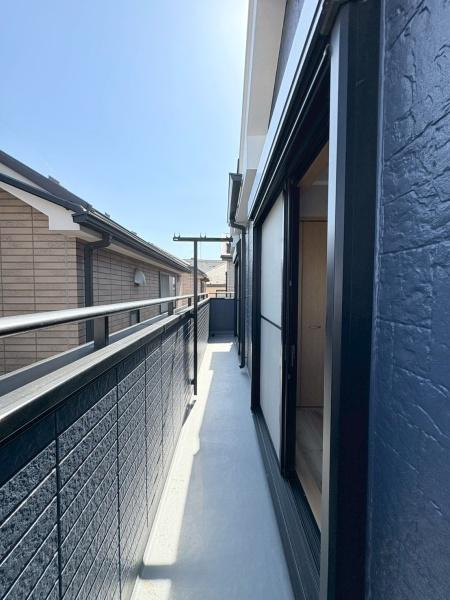 横浜市鶴見区獅子ケ谷１丁目の中古一戸建のバルコニー