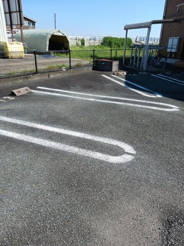 【駐車場】 | グランデール花宗　弐番館