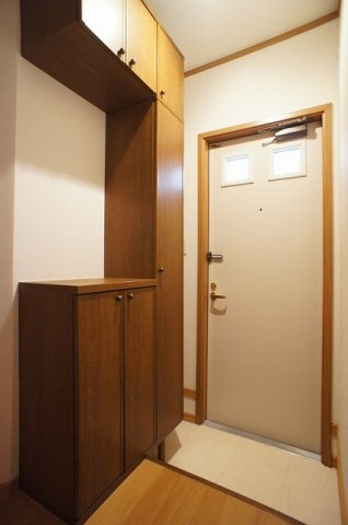 ベルフローラ　Ａ棟の玄関