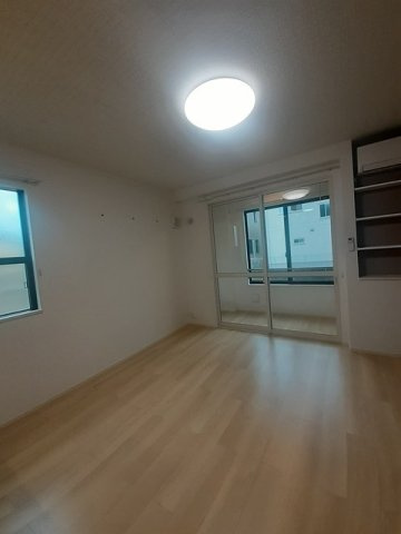 カーサ・グラシオⅢの居間・リビング