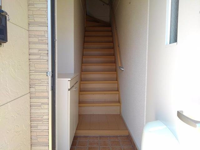 モーニング・サンＡの玄関