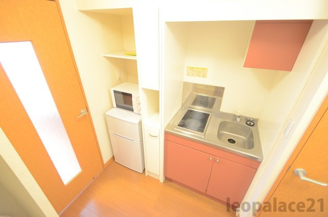 レオパレスシャルム　ふるーるのキッチン|設備・仕様は号室により異なる為、現況を優先致します。