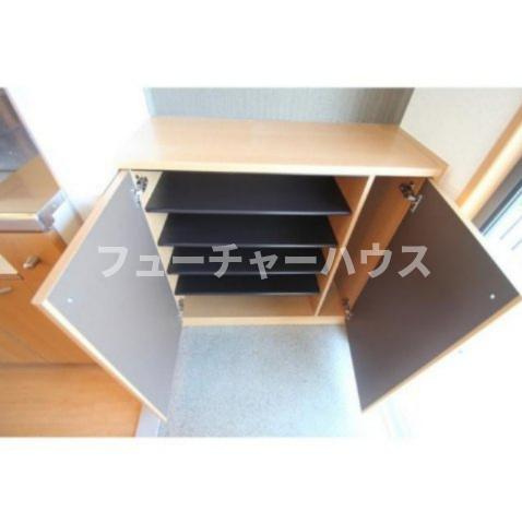 フェルメールの収納|下駄箱です。
