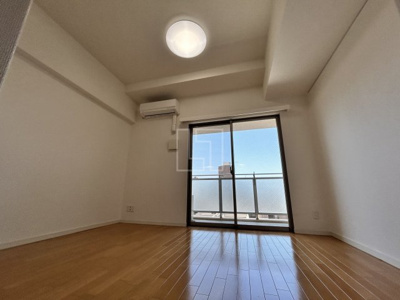 【居間・リビング】 | レジディア谷町 | レジディア谷町　洋室