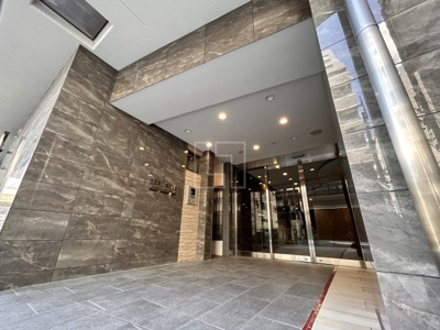 【エントランス】 | セレニテ本町東リアン | セレニテ本町東リアン　エントランス