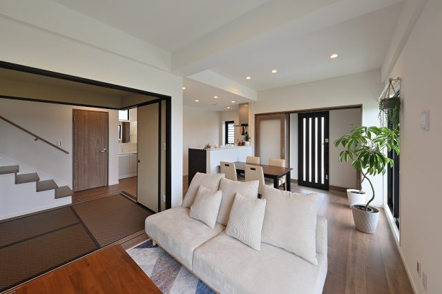 南城市玉城字玉城 3LDK　グリーンビュー玉城の居間・リビング