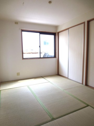 フォレストイン小路の和室