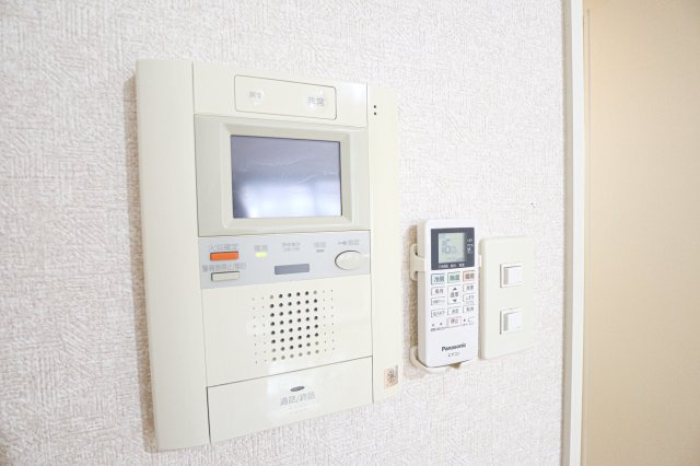アレクサス　ラ・クラシコ　3階のセキュリティ|別号室のものになります。現状優先。