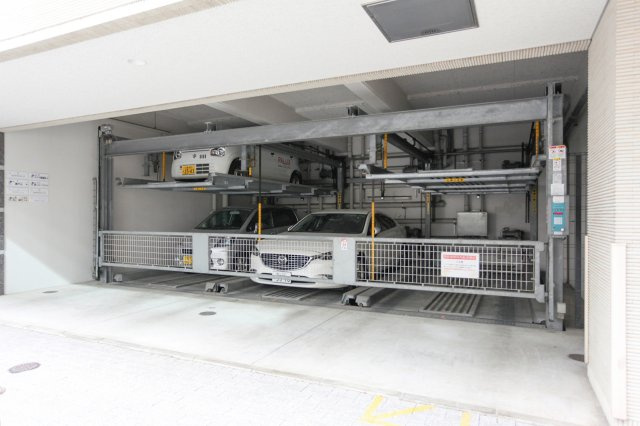 アレクサス　ラ・クラシコ　3階の駐車場
