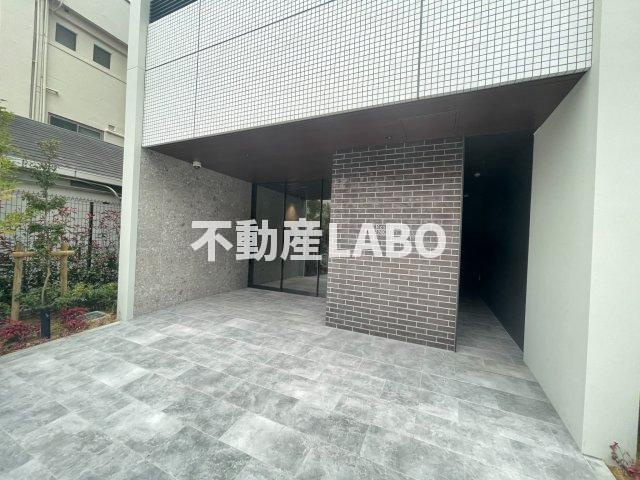 レジュールアッシュ天王寺クレアのエントランス