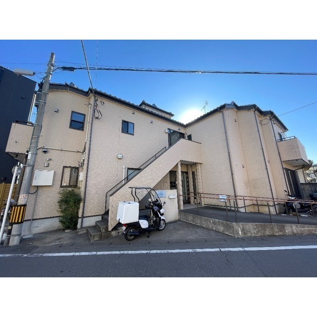 リブレス新河岸Ⅴ　旧新河岸元寮の外観