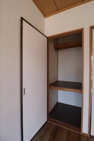 プレジール小野　A棟の収納